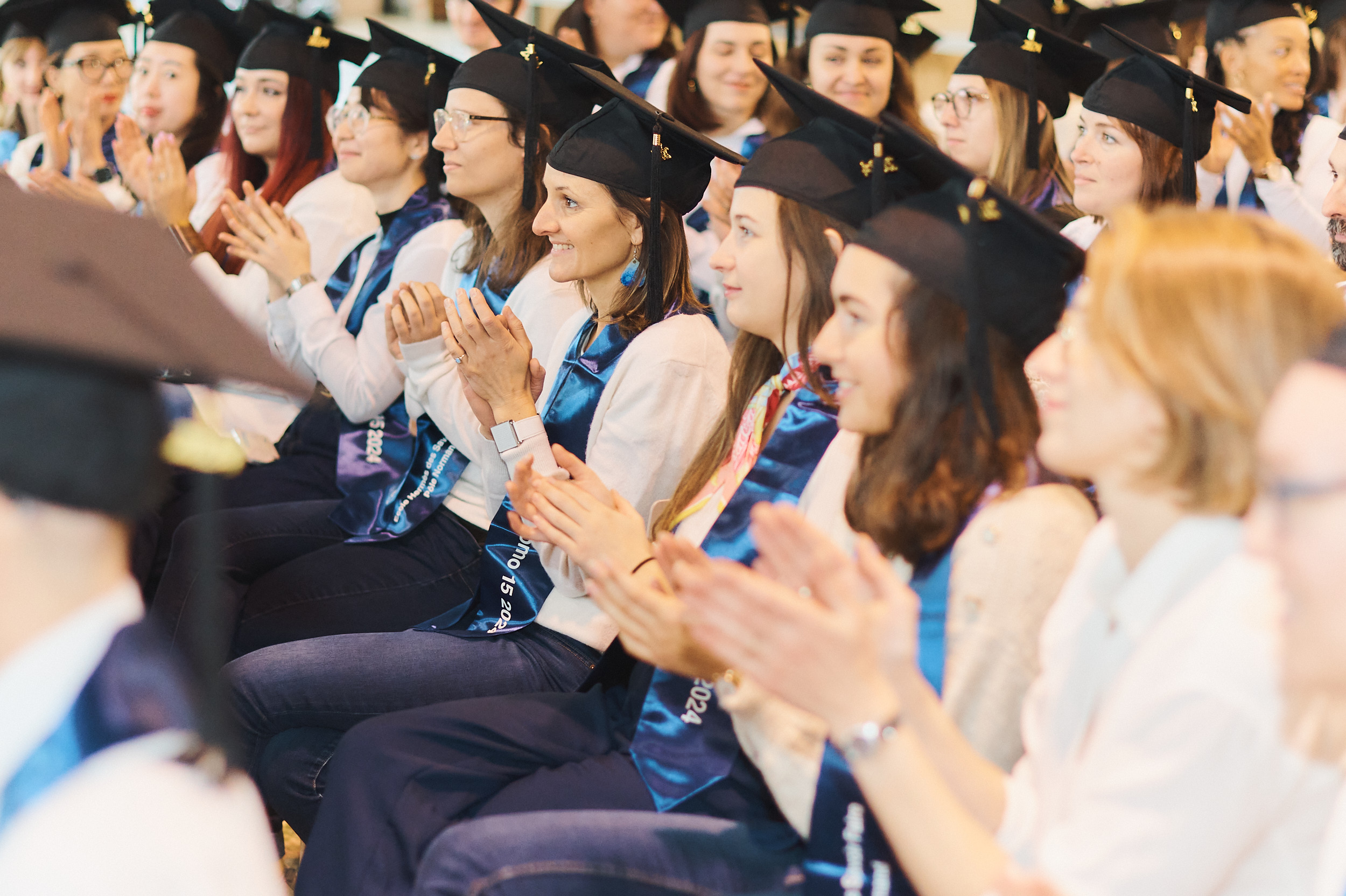 Remise de diplôme de l’École Hermès des savoir-faire de Louviers en Normandie